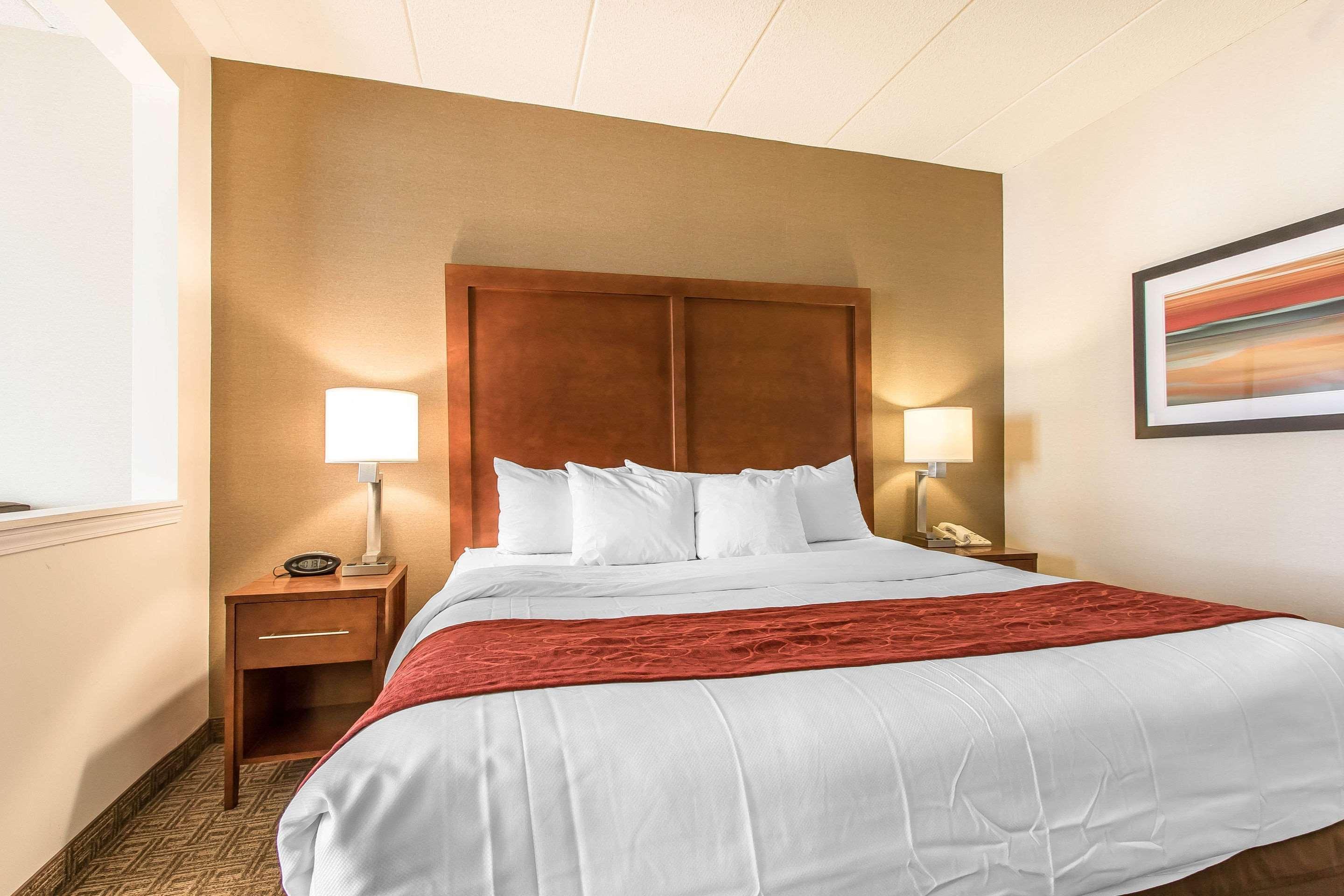 Comfort Suites Richmond Buitenkant foto