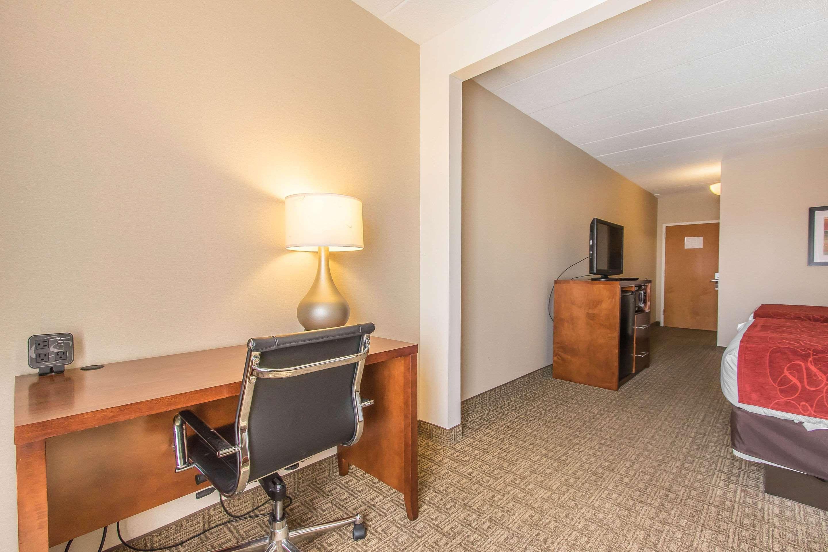 Comfort Suites Richmond Buitenkant foto