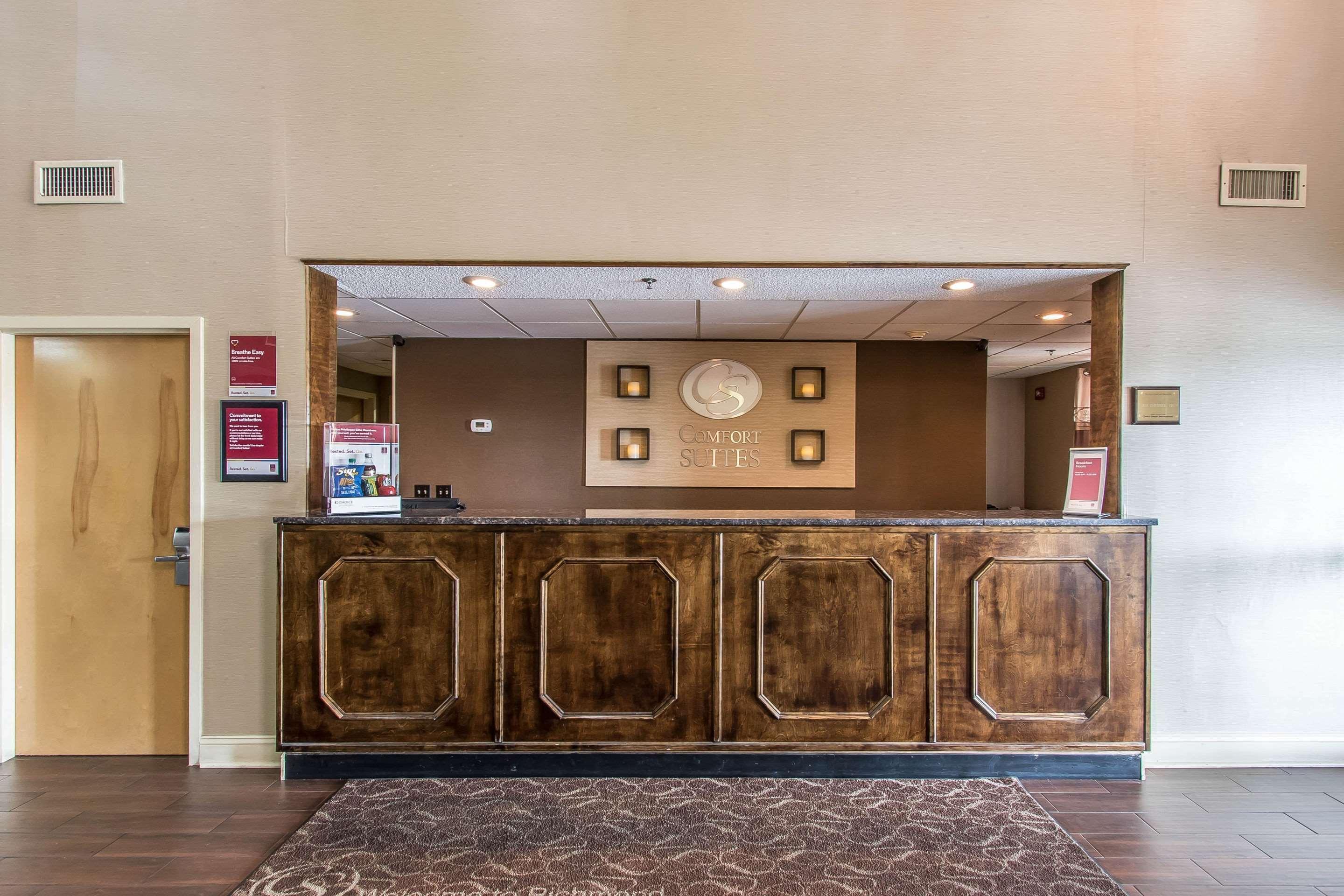 Comfort Suites Richmond Buitenkant foto