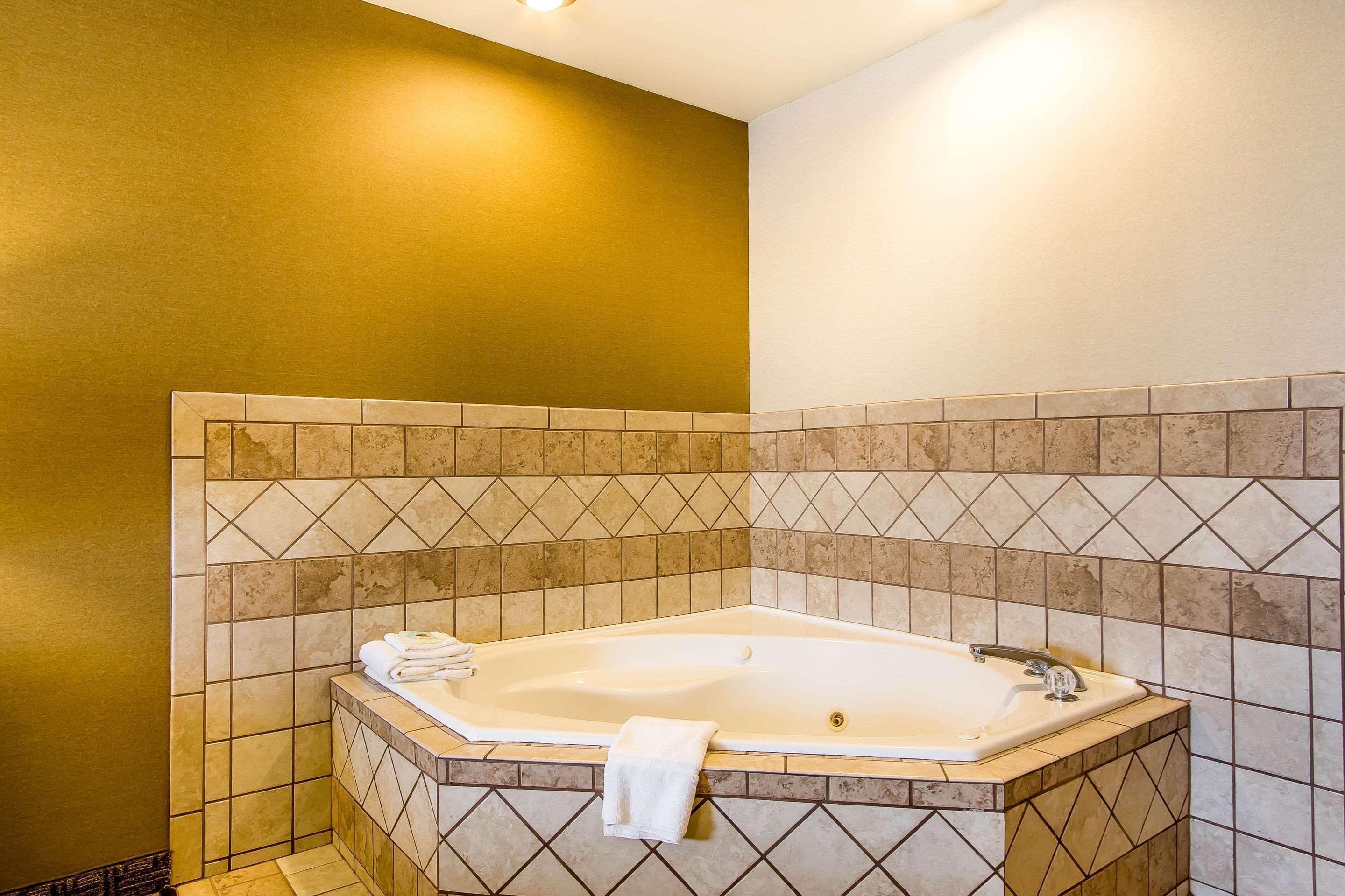 Comfort Suites Richmond Buitenkant foto